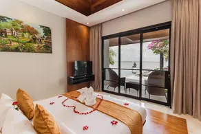 The 4BR Villa w/infinity Pool & Sea View - Image 5
