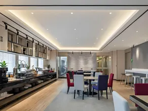 Campanile Hotel Wuhan Zhongnan Road Metro Station - Image 2