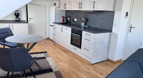 Rooftop Apartment - Image 4