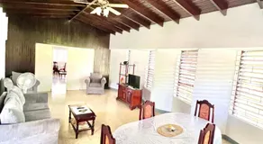 Crescent Lodge - Image 3