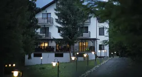 Casa Laur cu plajă privată - Image 4
