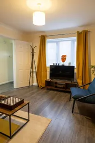 Modern 3Bed-Rooms Bradley Stoke Detached-House Free-Parking Wifi Sleeps5 - Image 2