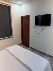 HOTEL SHRI NARESH - Image 4
