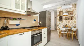 EGLI LUXURY APARTMENTS - Image 4