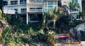 Oceanfront 9BR Up to 40 pax - Image 5