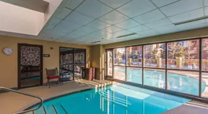 Studio with Pool Hot Tub Biking Trails - Image 4