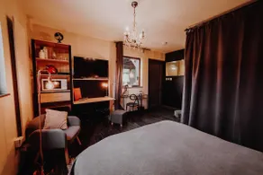 Accommodation with private panoramic hot tub - Image 2