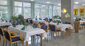 Hotel & Residenz Am Kurpark - Image 2