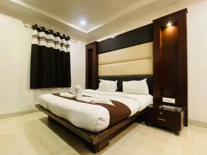 Qotel Express Sandberry Prashant Vihar - Image 5