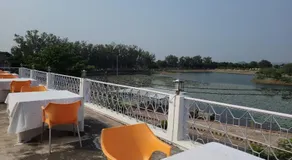 Hotel Lakeside - Image 4