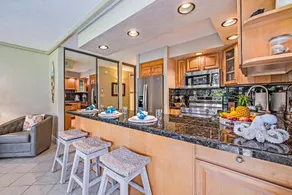 Appartement en copropriété convivial et familial avec jacuzzi et piscine chauffée | Vue sur l'eau | À côté de la plage - Image 4