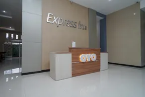 Express Inn - Image 2