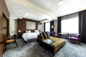 The Royal Park Hotel Kyoto Sanjo - Image 2