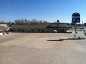 Brooks Motel - Image 2