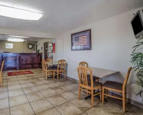 Inn & Suites Las Cruces - University Area - Image 2