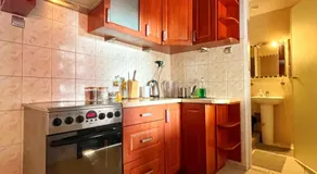 Small room for short stay - Image 3