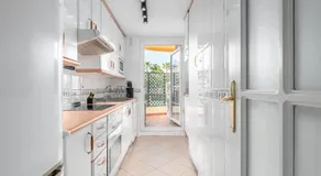 Beautiful 2 bed Apt with amazing views - RDR203 - Image 5