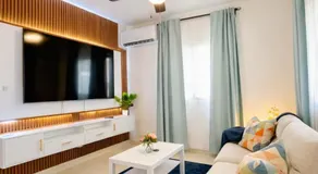 Airport Oasis Pool Apartments - Image 2