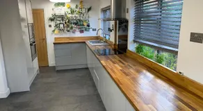 BYRON SQUARE COTTAGE - Image 3