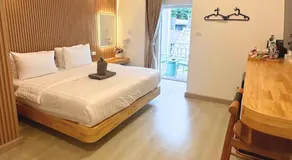 Koh Larn White House - Image 2