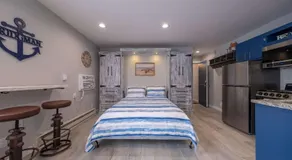 Studio Suite B1 - Image 2
