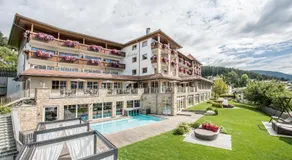 Hotel Waldhof - Image 2