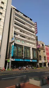 H.M.Hotel - Image 5