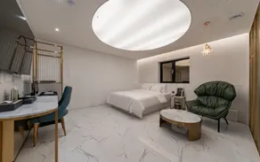 Hotel Star - Image 2