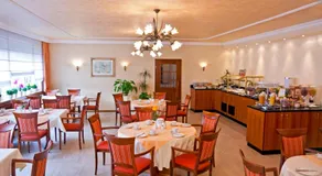 Hotel Rosenhof - Image 2