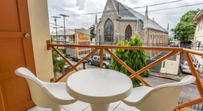 Sundeck Suites - Image 3
