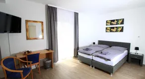 Hotel Sonnenhof - Image 2