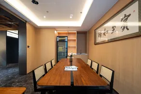 YeeJ Hotel - Image 4