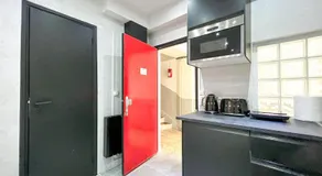 UrbanFlat 11 - Grand Studio Pereire Wagram - Champs-Elysees - Image 2