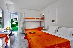 Santa Marina Beach Resort & Spa - Image 4
