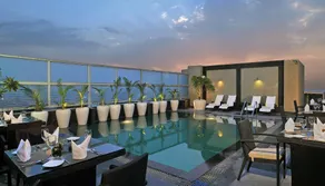 Country Inn & Suites by Radisson, Gurugram Sector 12 - Image 2