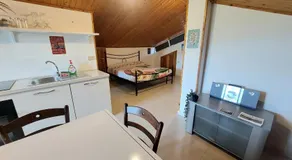 Casa Gialla - Holiday & Business - Image 2