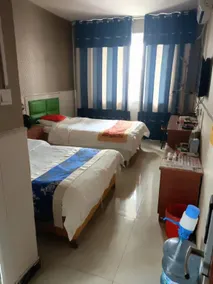 Huafu Hotel - Image 2