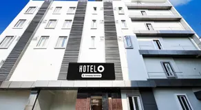 Super OYO Hotel O Kurnool City Railway Junction Formerly Diamond Court - Image 2