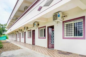 Hotel O Rajyog Inn - Image 2