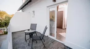 House Karakas - Image 5