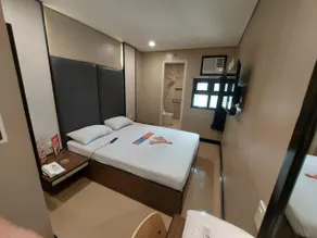 Hotel Sogo Timog 2 - Image 2