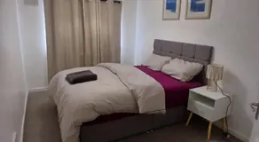 PREISTLEY HOUSE- CONTRACTORS ACCOMMODATION Entire 4 Bedroom House with free parking and up to 8 sleep- NO PARTIES ALLOWED - Image 2