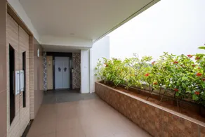 Chetinaad Courtyard - Image 3