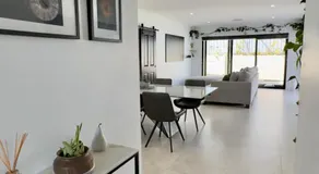 Modern & Chilled Stay in Bayswater - Image 4