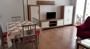 A H RENTALS Columbra Amplio adosado a 100 mtrs playa Piscina Parking - Image 2