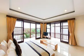 Three Bedroom Villa in the center of Seminyak - Image 2