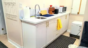 Cozy & Convenient Studio Apartment - Image 3