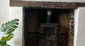 Countryside 2 bed cottage Aylesbury - Image 3