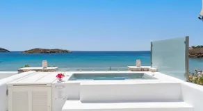 Calma Boutique Hotel - Image 2
