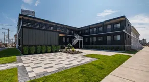 The Surf Club - Image 5